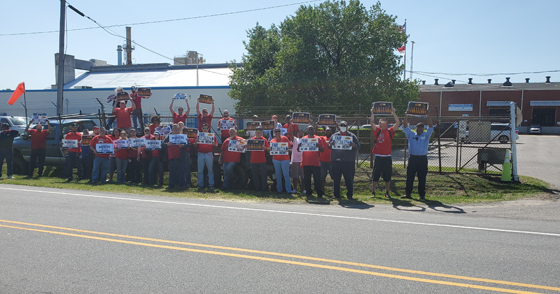 Supporters Of Ardagh Group Workers Rally Wednesday As Contract Negotiations Continue